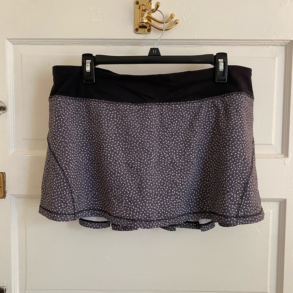 Lululemon Black and White Patterned Athletic Tennis Skort Size 12